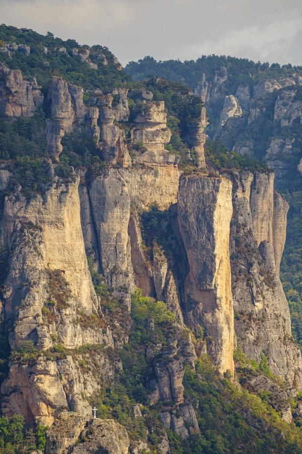 Апартаменты Nos Jours Heureux Баржак Экстерьер фото